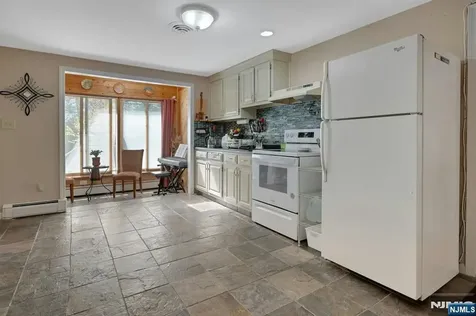 10 Ronald Terrace Springfield NJ 07081