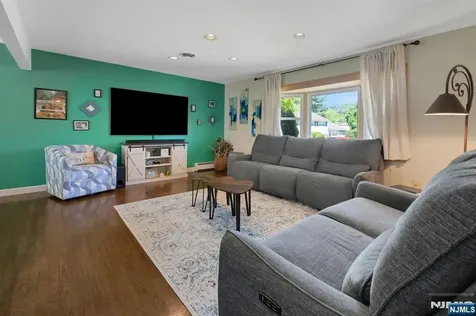 10 Ronald Terrace Springfield NJ 07081