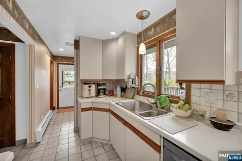 699 Shore Road West Milford NJ 07421