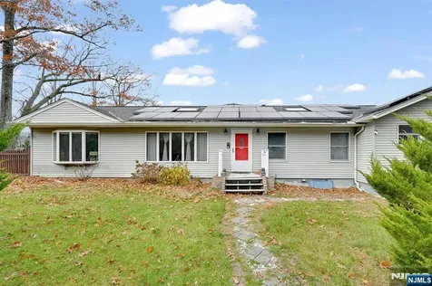699 Shore Road West Milford NJ 07421