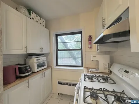 500 Linwood Drive Fort Lee NJ 07024
