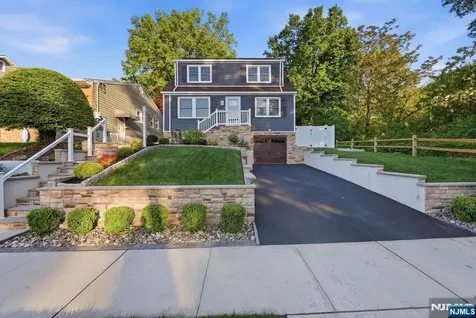 44 Alpine Place Kearny NJ 07032