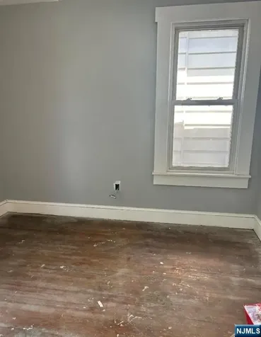 491 Norwood Street East Orange NJ 07018