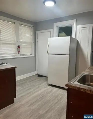 491 Norwood Street East Orange NJ 07018