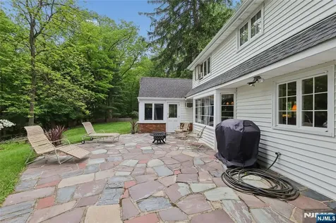 25 Carnot Avenue Woodcliff Lake NJ 07677