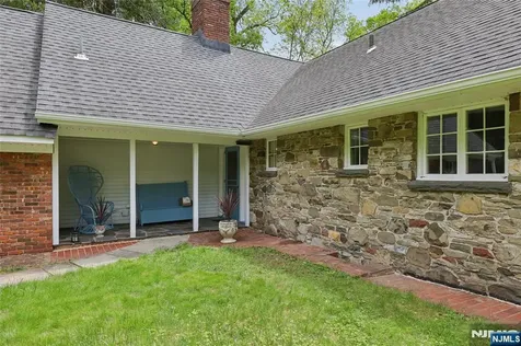 25 Carnot Avenue Woodcliff Lake NJ 07677