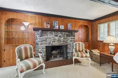 25 Carnot Avenue Woodcliff Lake NJ 07677
