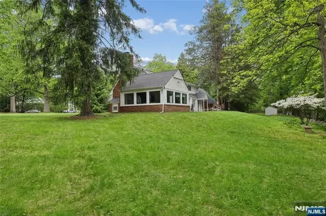 25 Carnot Avenue Woodcliff Lake NJ 07677