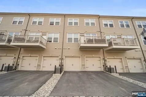 67 Arnold Drive Wood Ridge NJ 07075