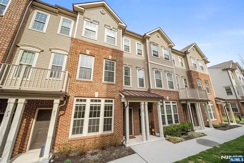67 Arnold Drive Wood Ridge NJ 07075