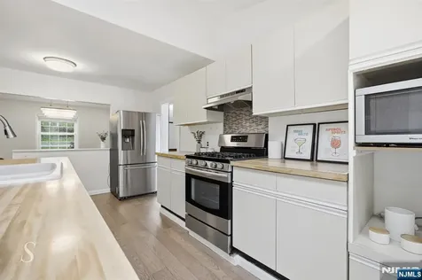 440 Kinderkamack Road River Edge NJ 07661