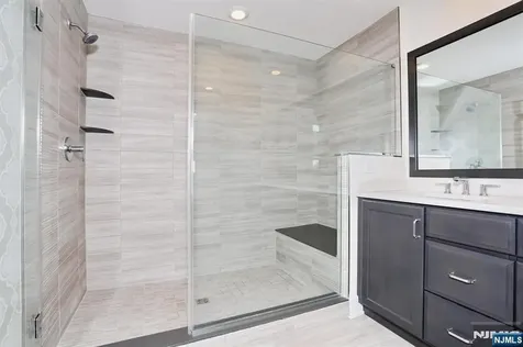 32 Melody Lane Upper Saddle River NJ 07458