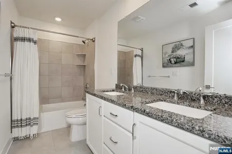 32 Melody Lane Upper Saddle River NJ 07458