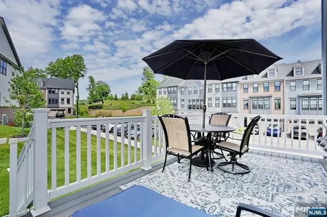32 Melody Lane Upper Saddle River NJ 07458
