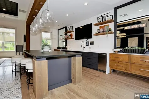 32 Melody Lane Upper Saddle River NJ 07458