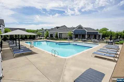 32 Melody Lane Upper Saddle River NJ 07458