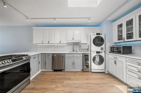 2 Horizon Road Fort Lee NJ 07024
