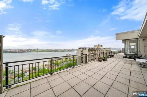 2 Horizon Road Fort Lee NJ 07024