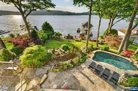 501 Windemere Avenue Mount Arlington Boro NJ 07856