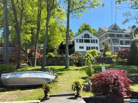 501 Windemere Avenue Mount Arlington Boro NJ 07856