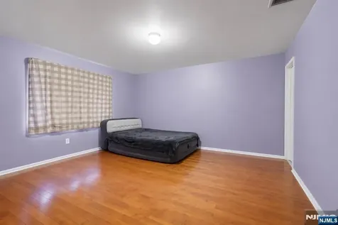 364 Broad Street Carlstadt NJ 07072