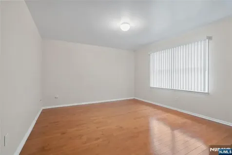 364 Broad Street Carlstadt NJ 07072