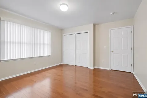 364 Broad Street Carlstadt NJ 07072