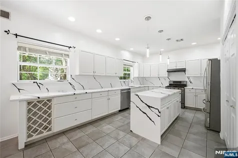 19 Colmart Way Bridgewater NJ 08807
