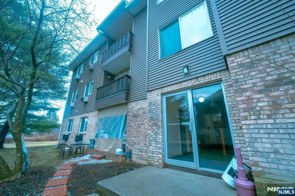 208 Federal Hill Road Pompton Lakes NJ 07442
