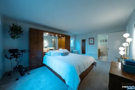 208 Federal Hill Road Pompton Lakes NJ 07442