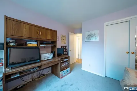 208 Federal Hill Road Pompton Lakes NJ 07442
