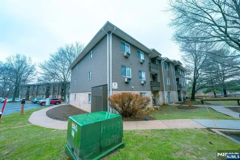 208 Federal Hill Road Pompton Lakes NJ 07442