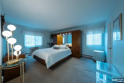 208 Federal Hill Road Pompton Lakes NJ 07442
