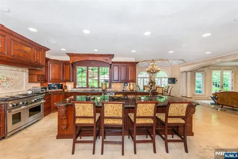6 Adams Road Saddle River NJ 07458
