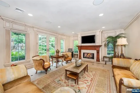 6 Adams Road Saddle River NJ 07458