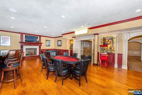 6 Adams Road Saddle River NJ 07458