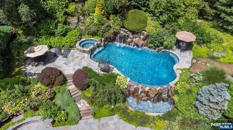 6 Adams Road Saddle River NJ 07458