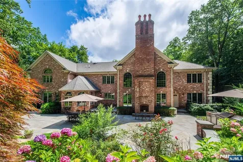 6 Adams Road Saddle River NJ 07458