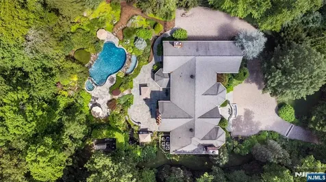 6 Adams Road Saddle River NJ 07458