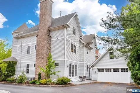 3 Christopher Court Montclair NJ 07042