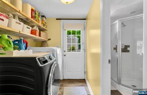 105 Bergen Avenue Waldwick NJ 07463