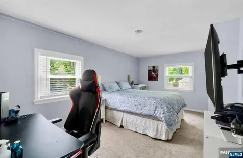 105 Bergen Avenue Waldwick NJ 07463