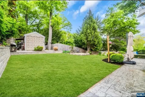 105 Bergen Avenue Waldwick NJ 07463