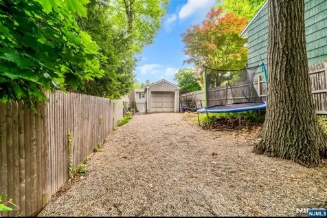105 Bergen Avenue Waldwick NJ 07463