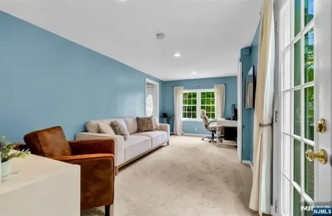 105 Bergen Avenue Waldwick NJ 07463