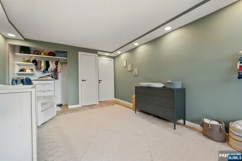 1 Claridge Drive Verona NJ 07044