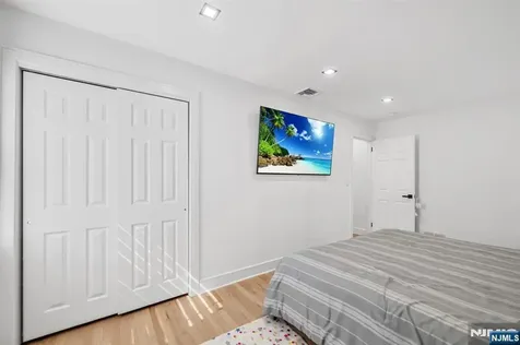 207 Degray Street North Haledon NJ 07508