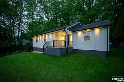 207 Degray Street North Haledon NJ 07508