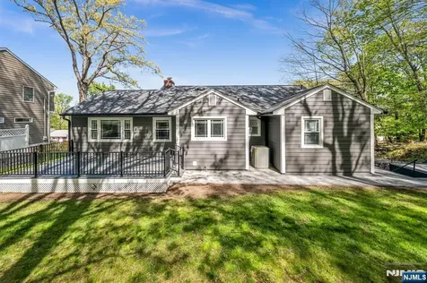 207 Degray Street North Haledon NJ 07508
