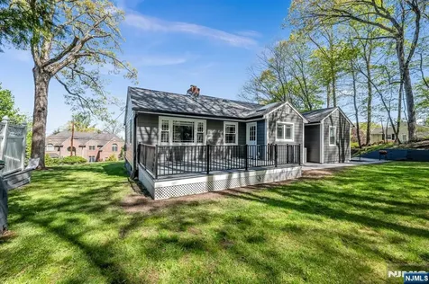 207 Degray Street North Haledon NJ 07508
